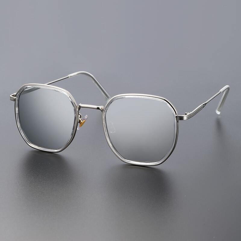 

Guys Square Frame Sunglasses, Silver