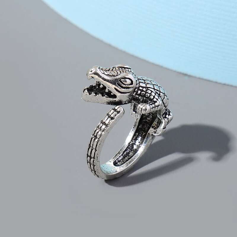 

Crocodile Decor Ring, Silver