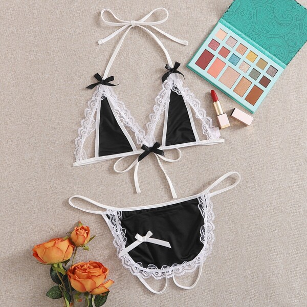 

Plus Cut-out Lace Trim Maid Costume Set, Black and white