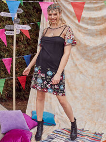 SHEIN Plus Sheer Floral Embroidery Mesh Dress Without Lining - Black - View 3