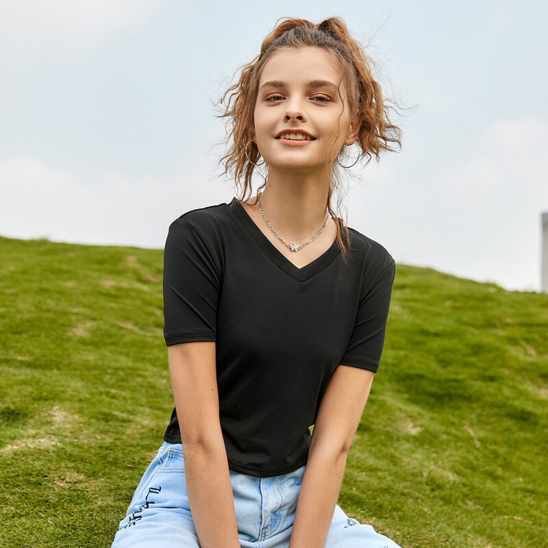 

Solid Crop Tee, Black