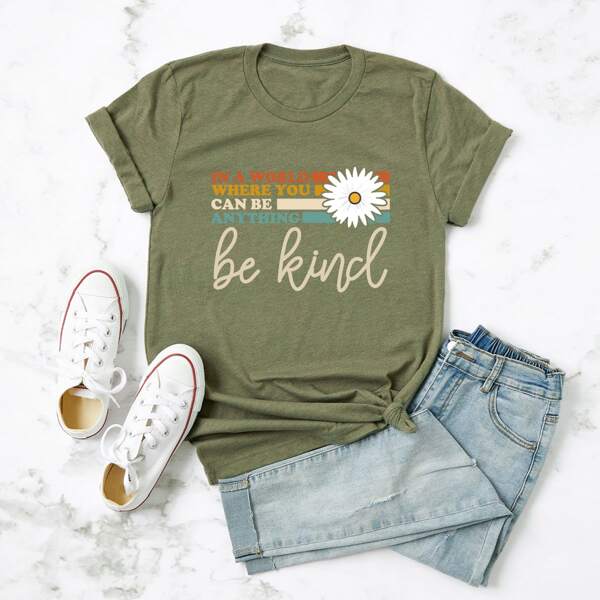 

Plus Daisy Floral & Slogan Graphic Tee, Army green