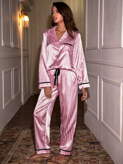 Gestreepte Button Up Satijnen PJ Set Pajama Set, Fall Clothes Cozy Elegante view 4