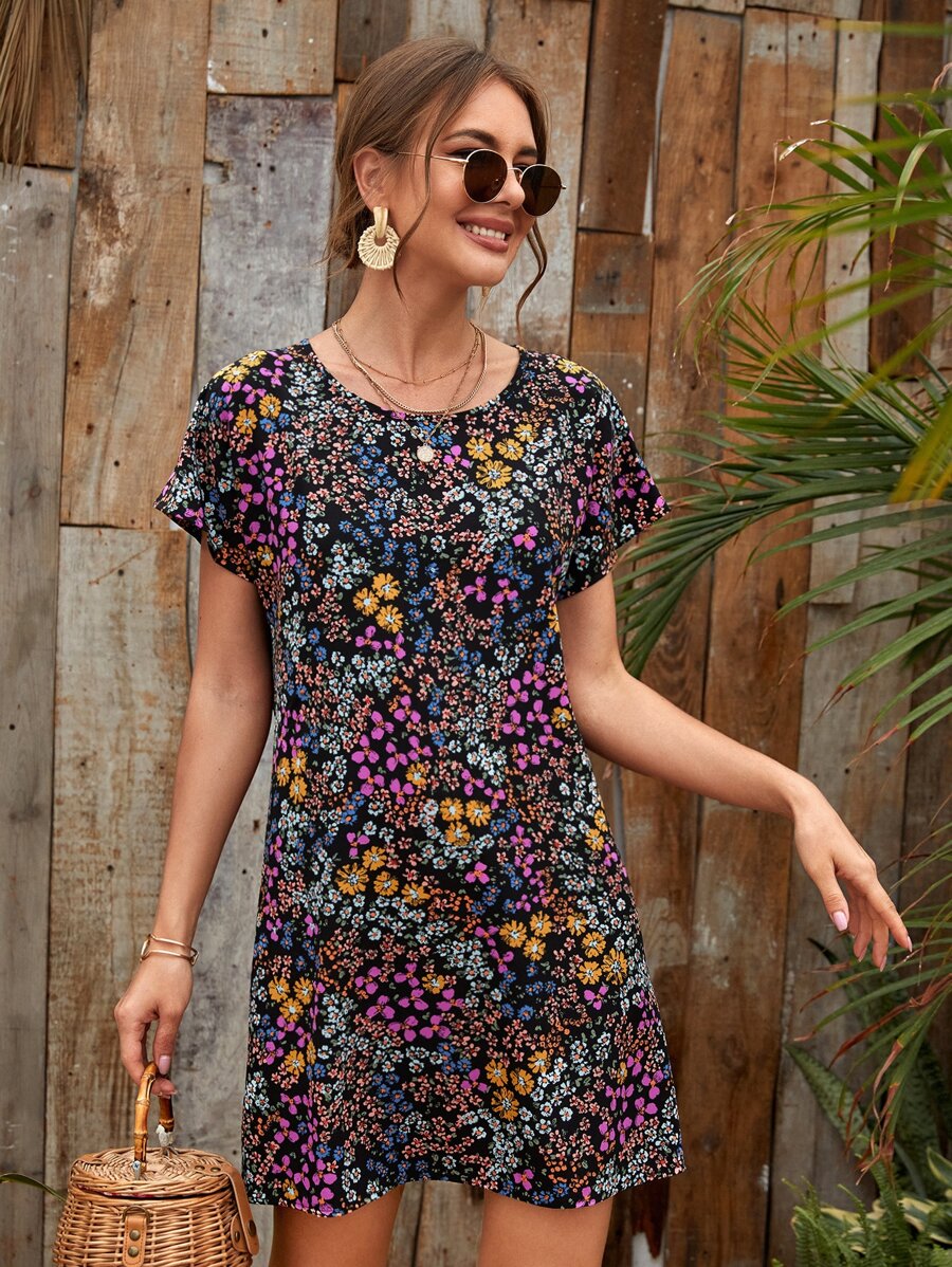 SHEIN VCAY Allover Floral Print Tunic Dress - Multicolor - View 1
