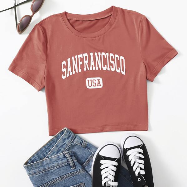 

Letter Graphic Crop Tee, Redwood
