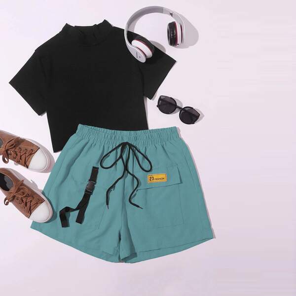 

Solid Mock Neck Tee & Flap Pocket Shorts, Multicolor