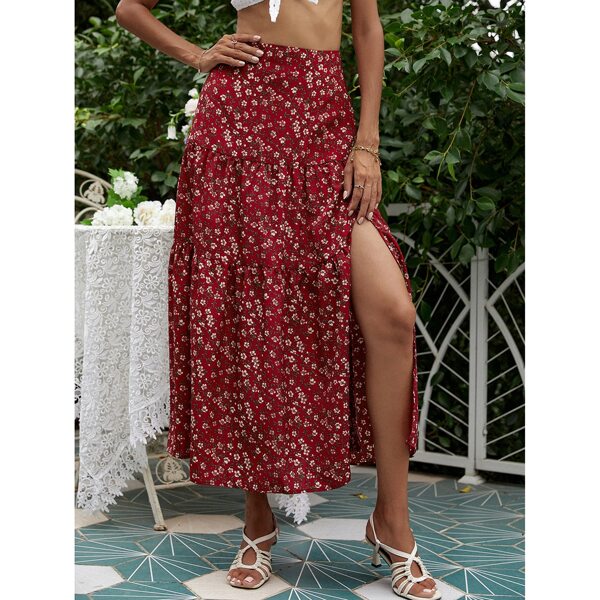 

Ditsy Floral Split Thigh Skirt, Burgundy
