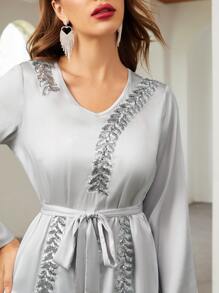 SHEIN Belle 亮片細節腰帶洋裝