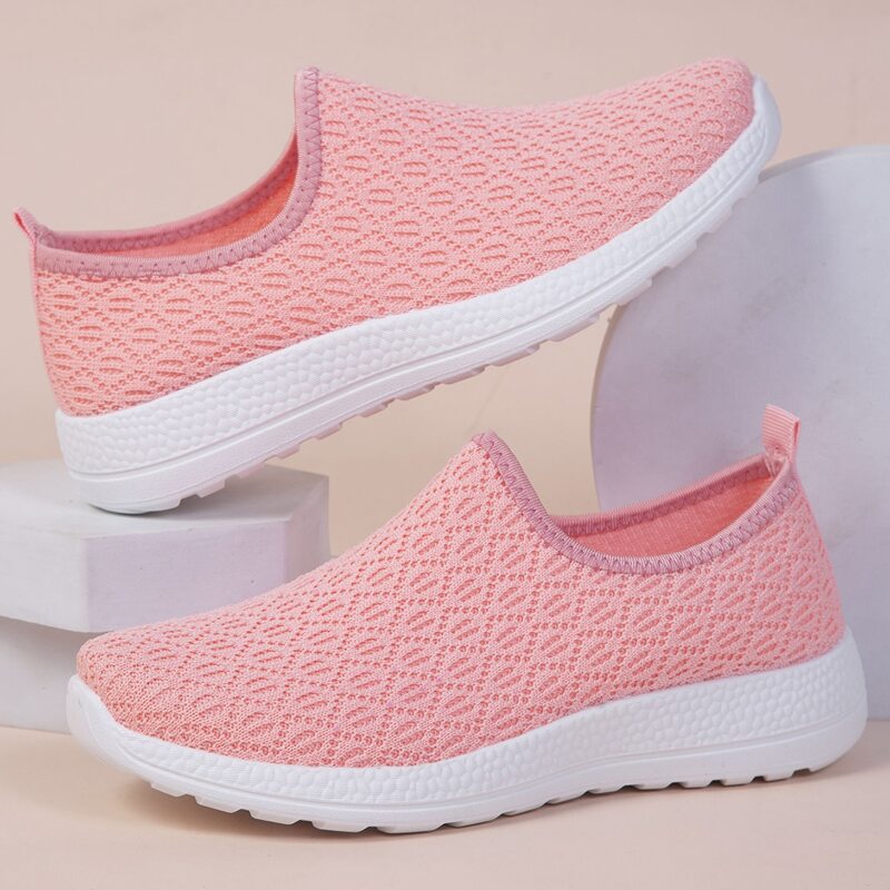 

Minimalist Textured Slip-On Running Shoes, Pink