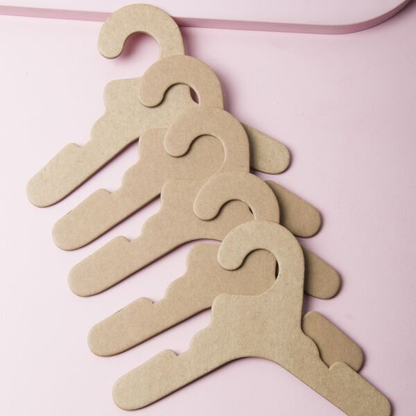 

5pcs Pet Clothes Hanger, Camel