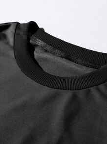 Manfinity Hypemode Men Pocket Letter Patched Combo Tee - Black - View 3