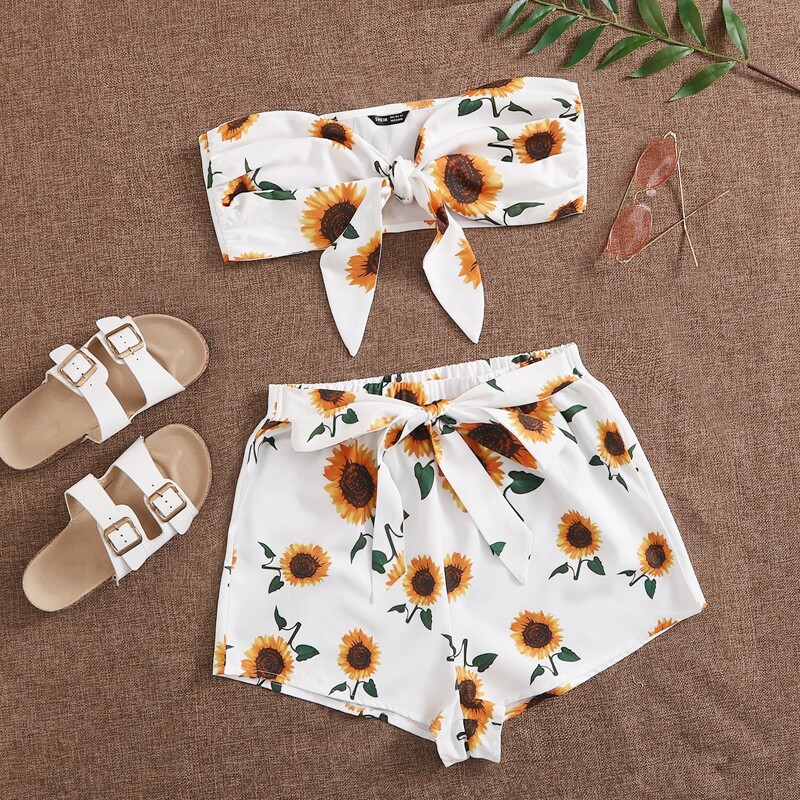 

Tie Front Sunflower Print Tube Top & Shorts Set, Multicolor
