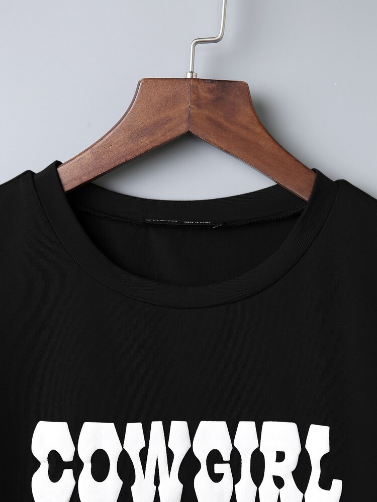 Letter Graphic Crop Tee - Black - View 3