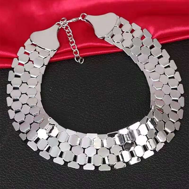 

Metal Charm Necklace, Silver