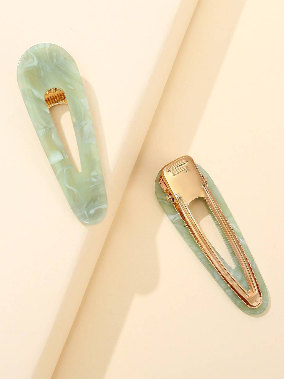 2pcs Hollow Out Hair Clip Casual Claw Clips Hair Claws Hair Barrettes, School Stuff, Hair Accessories, Head Accessories, Hairpin