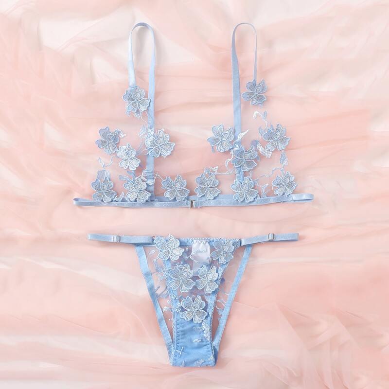 

Floral Applique Lingerie Set, Baby blue