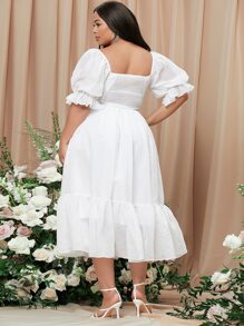 SHEIN Belle 大碼方領泡泡袖女僕風婚紗洋裝