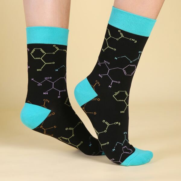 

Letter Graphic Crew Socks, Black