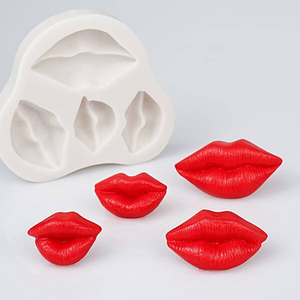 

1pc Lip Shaped Chocolate Mold, White