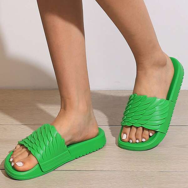 

Minimalist Wing Design Slides, Green