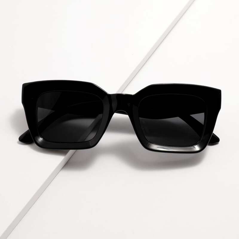 

Square Frame Sunglasses