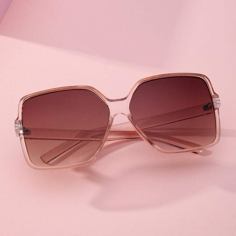 

Square Frame Sunglasses