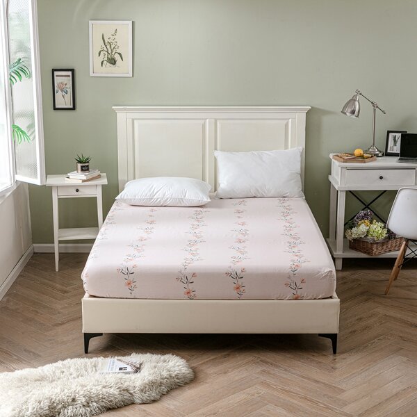 

Flower Print Fitted Sheet, Pink
