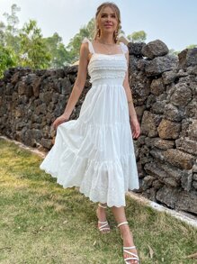 Eilly Bazar 荷葉邊下擺打褶網眼刺繡吊帶洋裝