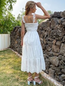 Eilly Bazar 荷葉邊下擺打褶網眼刺繡吊帶洋裝