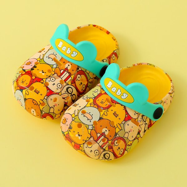

Toddler Boys Cartoon Graphic Vented Clogs, Yellow