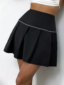 Wide Waistband Pleated Hem Skirt