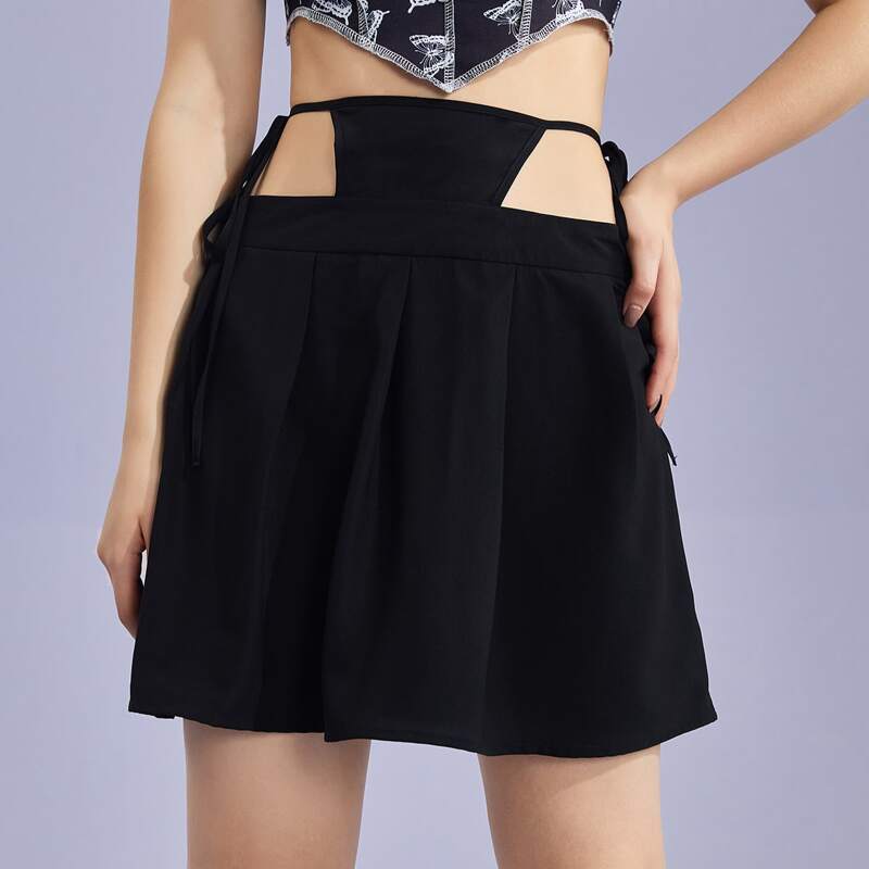 

Cut Out Pleated Skirt, Black