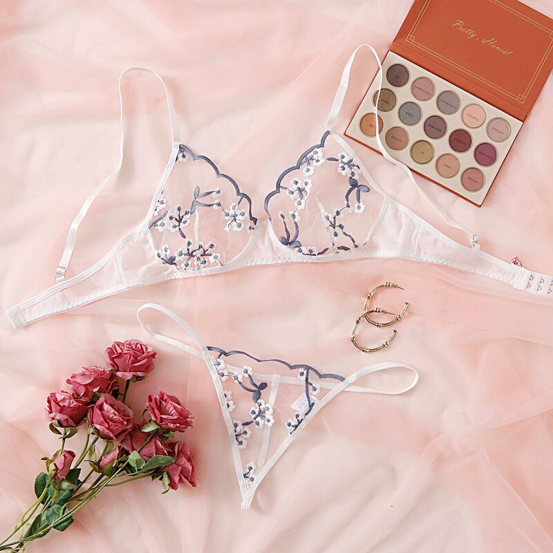 

Floral Embroidered Mesh Lingerie Set, Blue