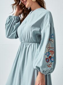 Seusyu Floral Embroidery Bishop Sleeve Dress Without Belt - Mint Blue - View 5