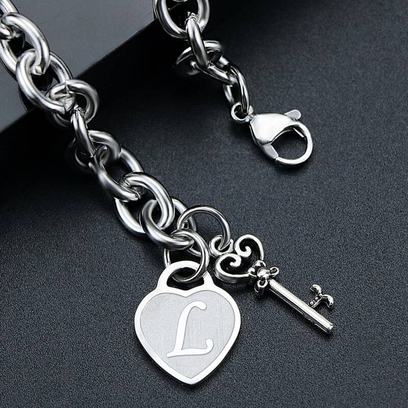 

Guys Letter Detail Heart Charm Link Bracelet, Silver