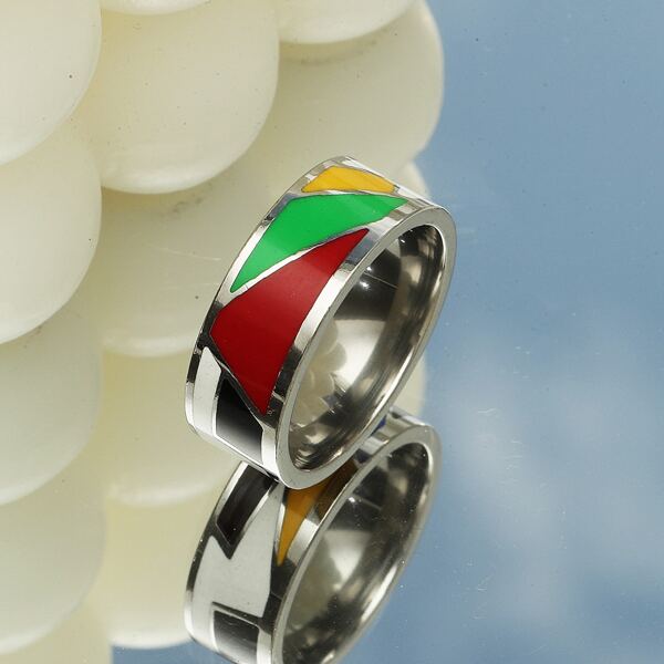 

Geometric Pattern Ring, Multicolor