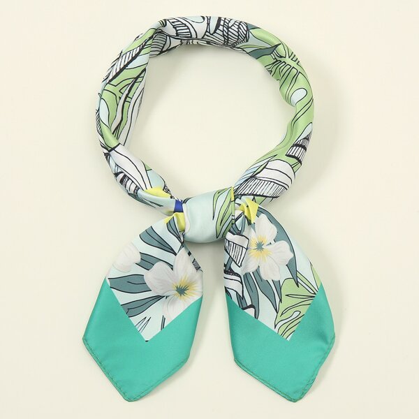 

Flower & Leaf Print Bandana, Multicolor