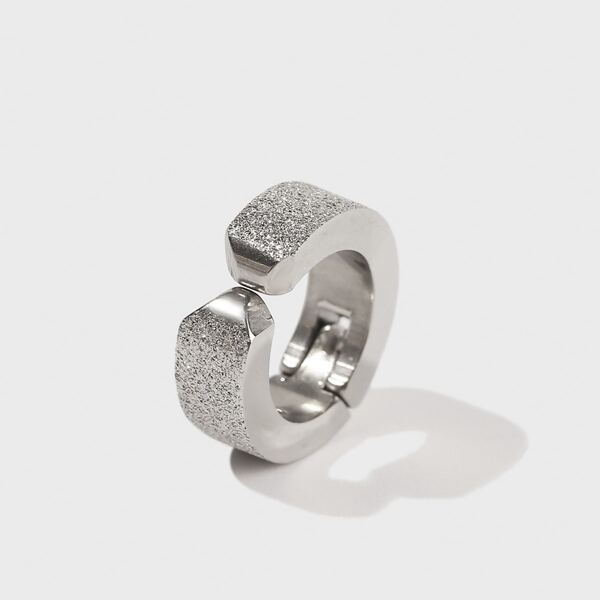 

1pc Men Stainless Steel Hoop Earring, Silver