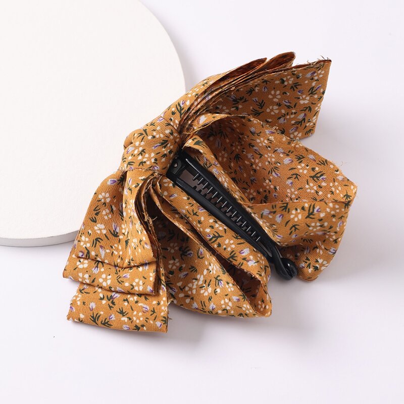 

Ditsy Floral Print Hair Clip, Multicolor