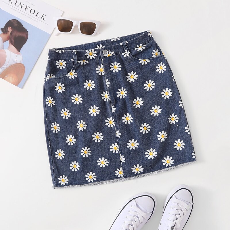 

Allover Daisy Print Raw Hem Skirt, Navy blue