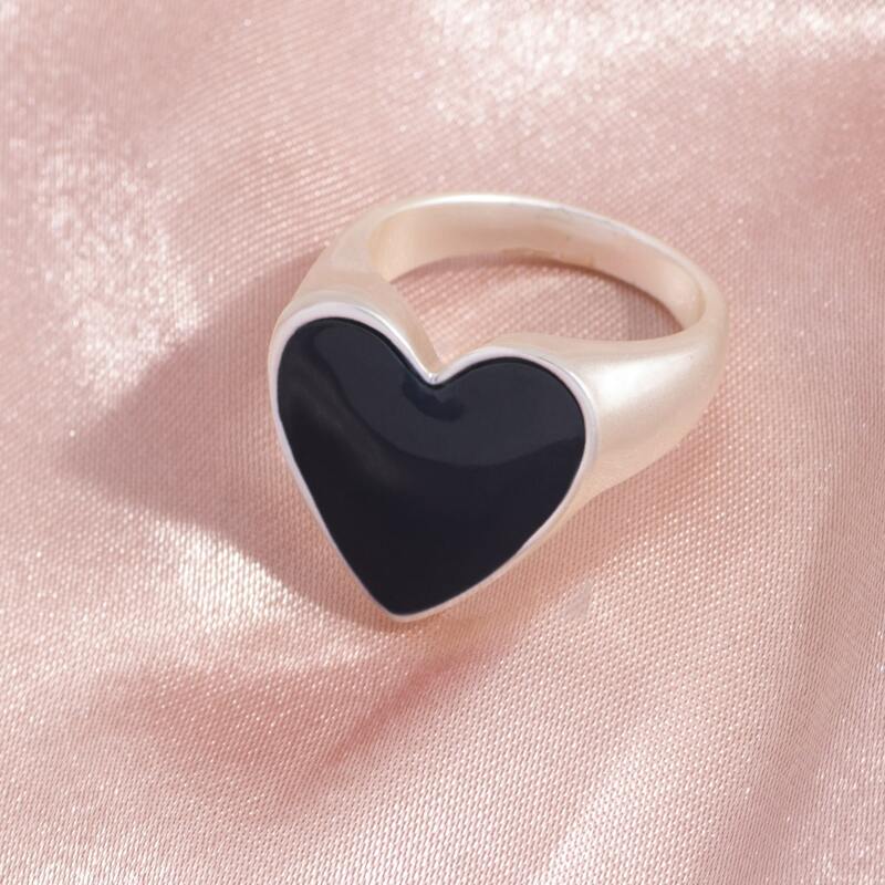 

Heart Design Ring, Silver