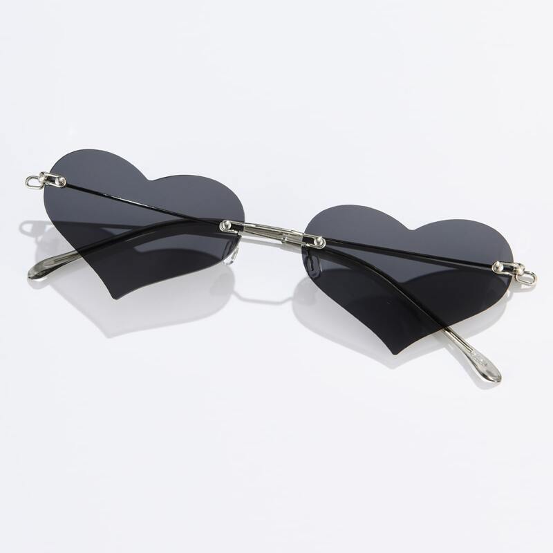 

Heart Frame Sunglasses