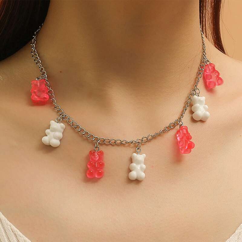 

Bear Decor Necklace, Pink