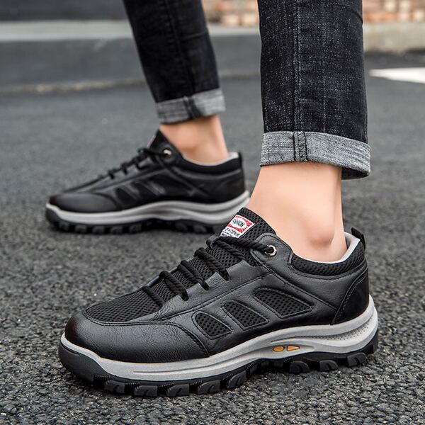 

Men Lace-Up Front Sport Shoes, Black