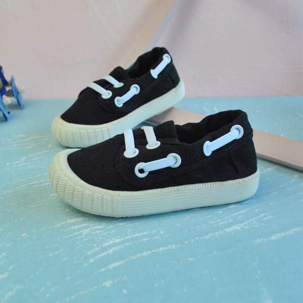 

Toddler Boys Lace-up Front Sneakers, Black