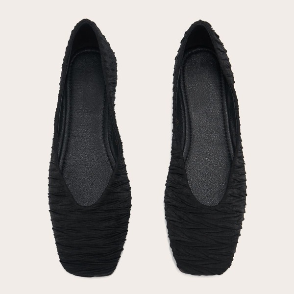 

Minimalist Ruched Slip On Flats, Black