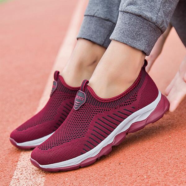 

Letter Graphic Knit Running Shoes, Burgundy