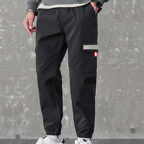 

Men Flap Pocket Cargo Pants, Black