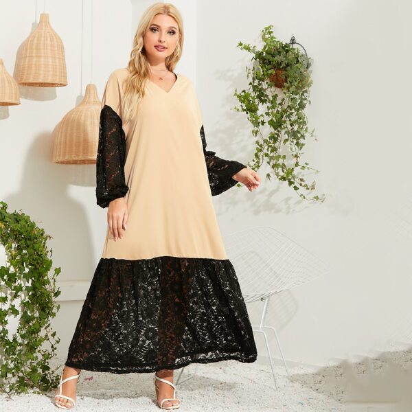

Plus Lace Panel V-neck Maxi Dress, Multicolor