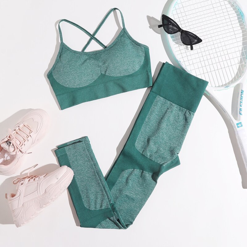 

Criss Cross Backless Sports Bra & Leggings, Green